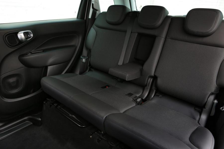  Fiat 500L Beats Edition 2014 года  (фото 43 из 86)